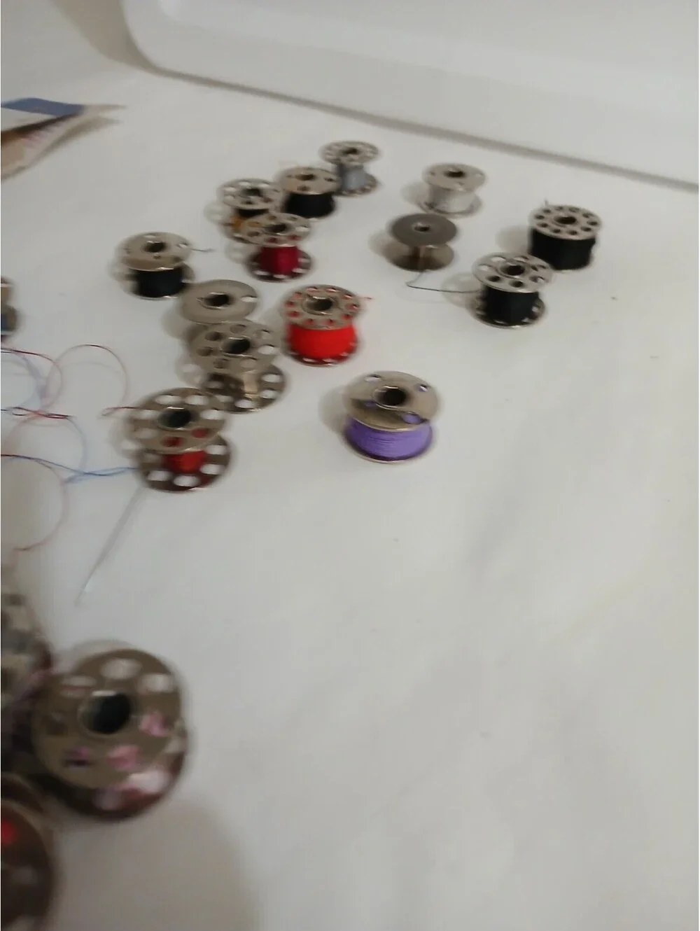 Lot of  Vintage Metal Sewing Machine Bobbins With Yarn Different Colors